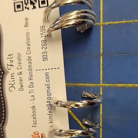 Hoops Silver Tone Earrings Set of 2 - Picture 1 of 1